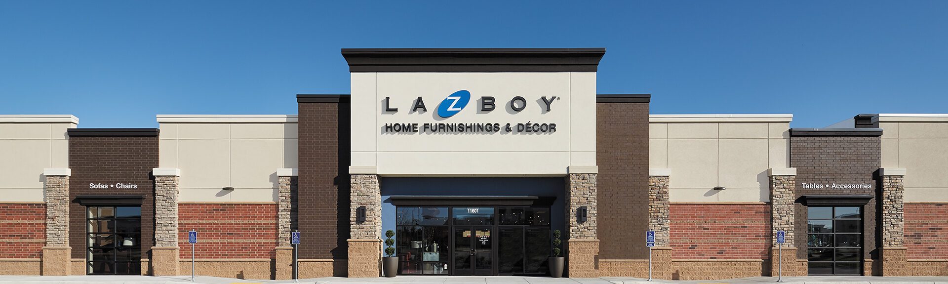 La-Z-Boy Home Furnishings Decor Showroom