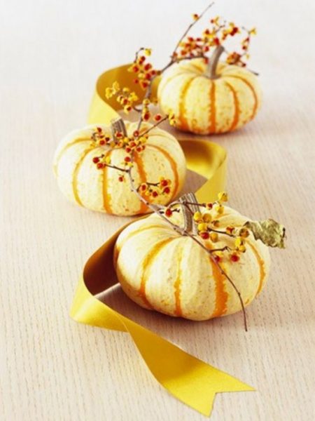 Pumpkin Tie Fall Centerpieces