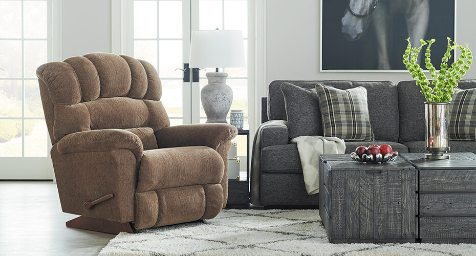 Biggest lazy boy recliner hot sale